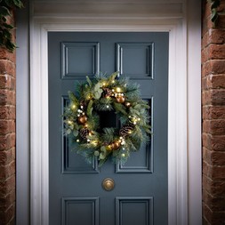 65CM PRE LIT WREATH WITH BELLS £25 (411721)