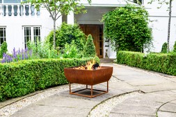 OUTDOOR WINDERMERE FIRE PIT RUST IRON H36CM W50CM &pound;169.99