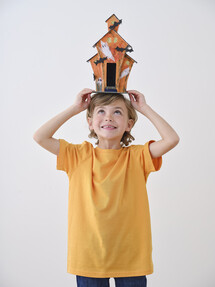 https://webmail.prshots.co.uk/contents/archives/3746/1580/images/thumb350x287_auto/hobbycraft-kids-halloween-haunted-house-workshop_thumb.jpg