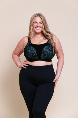 EVERYMOVE WIRED SPORTS BRA £48.00 €73.00 CAD96.00 AUD105.95. - Available from December