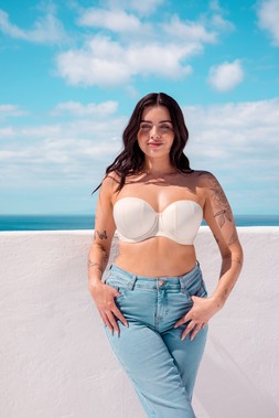 STRAPLESS BRA
