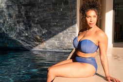 SAPPHIRE SEAS BANDEAU BIKINI TOP £39.00 $66.00 CAD$98.00 €52.00 AUS$98.00