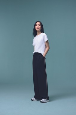 PRIMARK SIDE STRIPE JOGGER BLACK £14 €16 NE€18 $22 RON80 PLN70 CZK415