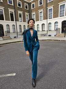 https://webmail.prshots.co.uk/contents/archives/98/201/images/thumb350x287_auto/marks_amp_spencer_ms-ww-autumn-24-campaign-1_thumb.jpg