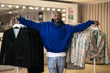 https://webmail.prshots.co.uk/contents/archives/98/201/images/thumb350x287_auto/marks_amp_spencer_msdressthenation-48_thumb.jpg